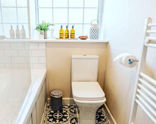 Jubilee View Cottage - Cute And Cosy