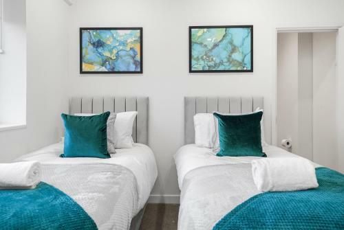Central Stevenage Luxury 2 Bed Apartment