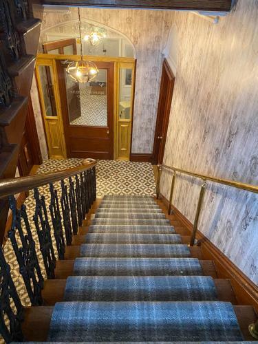 Hotel Manor House