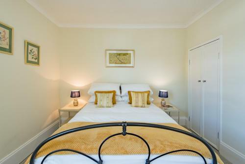 The Old Bake House - Charming Pet Friendly Cottage