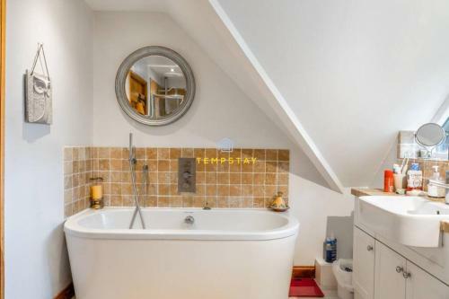 Rural Countryside Retreat - Close 2 Legoland/ascot