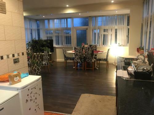 Deluxe Home Stay