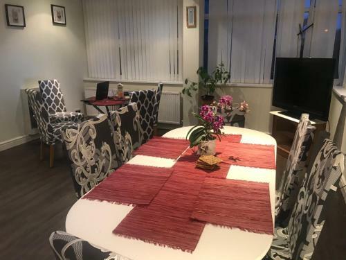 Deluxe Home Stay