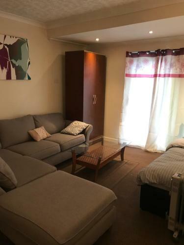 Deluxe Home Stay