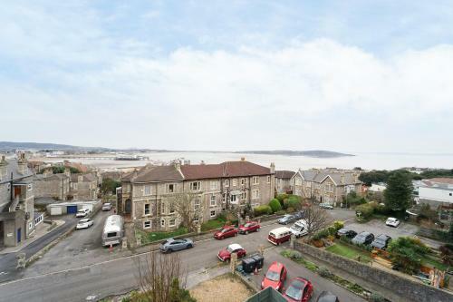 Charming 2-bed Apartment In Weston-super-mare
