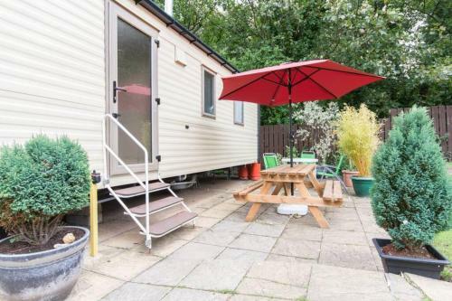 Edinburgh - Seton Sands-salsa Caravan-pet Friendly