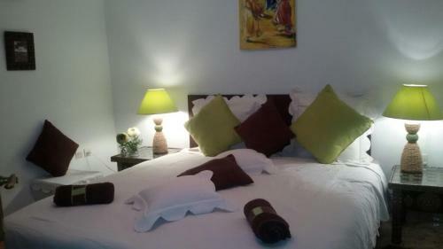 Hostal Chambre Palmier Fleurit