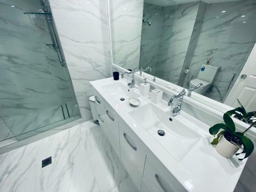 Apartamento Beachfront Romantic Getaway - Surfers Paradise