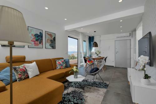 Charming Apartment Tissa With Sea View