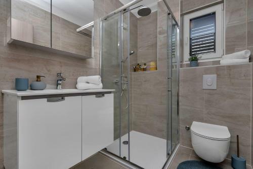 Charming Apartment Tissa With Sea View