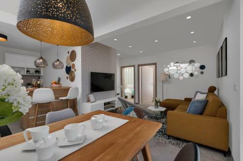 Charming Apartment Tissa With Sea View