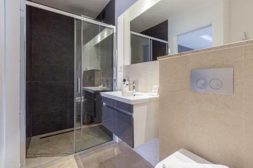 Hostal Apartments And Rooms Villa Bori