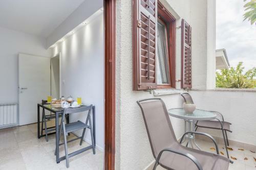 Hostal Apartments And Rooms Villa Bori