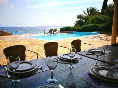 Apartamentos Bella Vista Beach House Spa