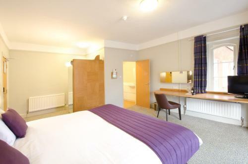 The Corner House Hotel