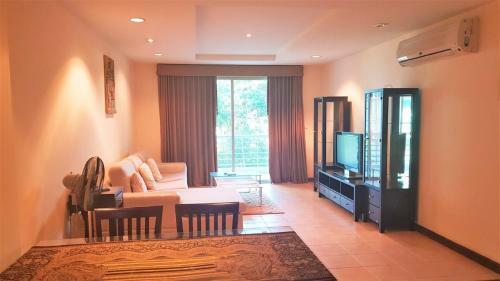 2 Bedroom Condo - Regent Pratumnak