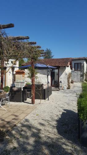 Bed & Breakfast Les Chambres De La Grange