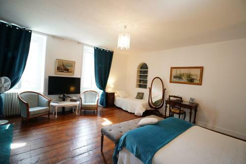 Ch�teau De Champblanc