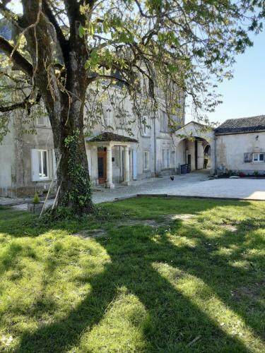 Ch�teau De Champblanc
