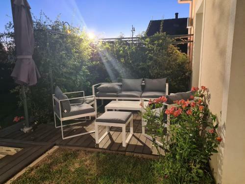 Maison Moderne � Cheval-blanc