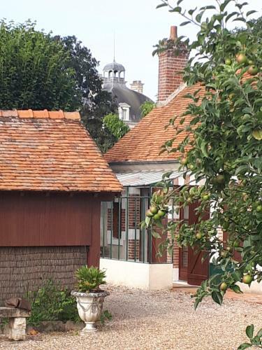 La Long�re De L All�e Du Ch�teau De Cheverny