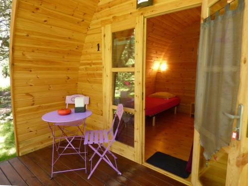 Cabanes Des Ch�teaux