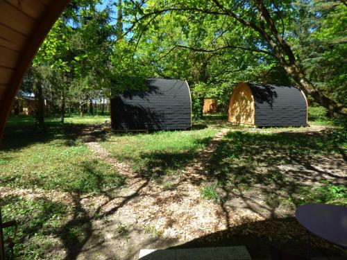 Cabanes Des Ch�teaux