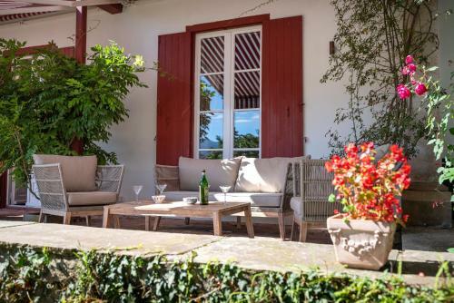 Bed & Breakfast Aita Baita