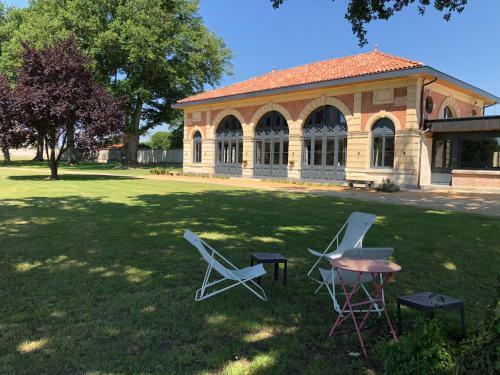 Bed & Breakfast Orangerie De Chatel-selection Figaro & Elle Magazine