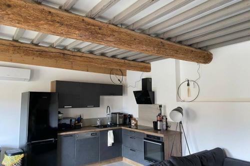 Charmante Maison Face � L?�glise De Codolet