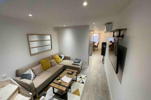 Apartamento Coworking House - Quiet With Rooftop
