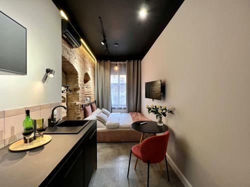 Pudrowy Apartament Old Town Design