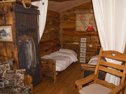 Les Cabanes Du Saleve