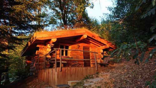 Les Cabanes Du Saleve