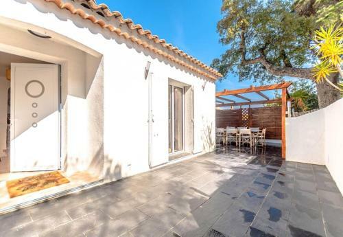 Villa de Standing Vue Mer Avec Piscines Et Terrain de Tennis