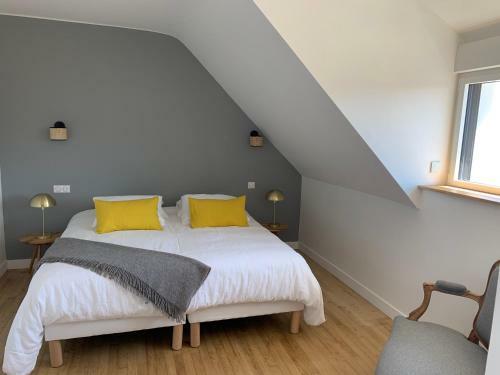 Villa Avec Piscine Int�rieure � Sainte- Marine