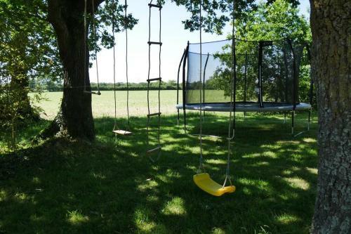Maison de Vacances Avec Spa � Commequiers, 10 � 12 Personnes