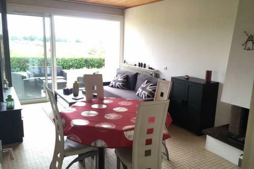 Maison de Vacances Avec Spa � Commequiers, 10 � 12 Personnes