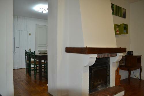 Maison Chaleureuse A 5 Minutes A Pied Du Centre Ville A Conches