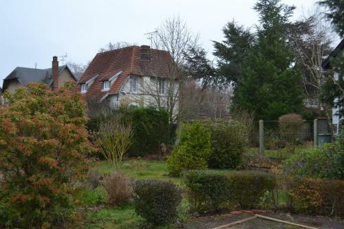 Maison Chaleureuse A 5 Minutes A Pied Du Centre Ville A Conches