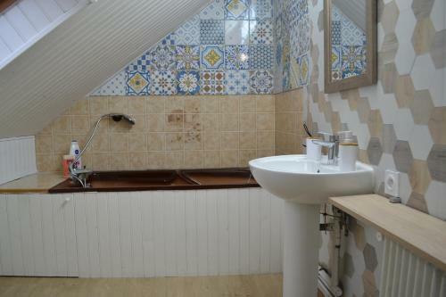 Maison Chaleureuse A 5 Minutes A Pied Du Centre Ville A Conches