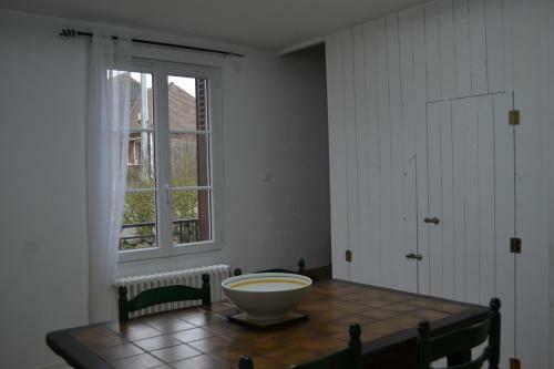 Maison Chaleureuse A 5 Minutes A Pied Du Centre Ville A Conches