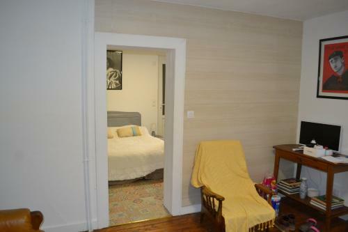 Maison Chaleureuse A 5 Minutes A Pied Du Centre Ville A Conches