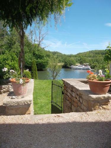 Bed & Breakfast La Sa�noise