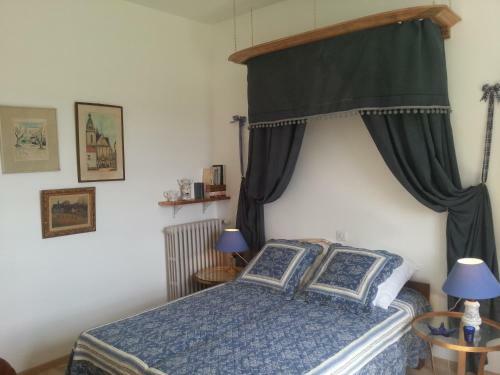 Bed & Breakfast Le Ch�teau De Roqueb�re