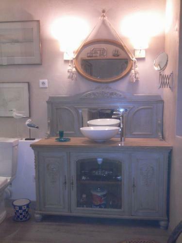 Bed & Breakfast Le Ch�teau De Roqueb�re