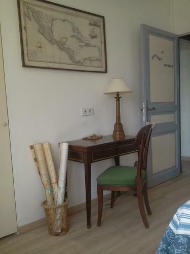 Bed & Breakfast Le Ch�teau De Roqueb�re