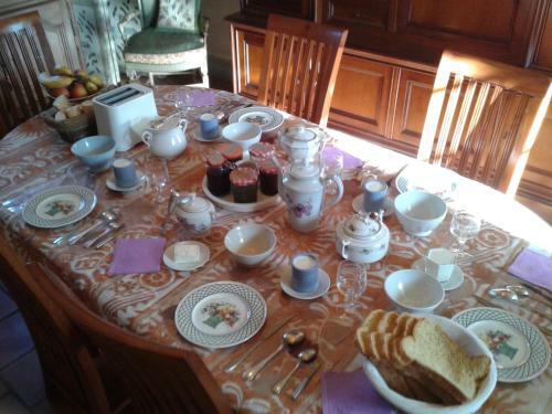 Bed & Breakfast Le Ch�teau De Roqueb�re