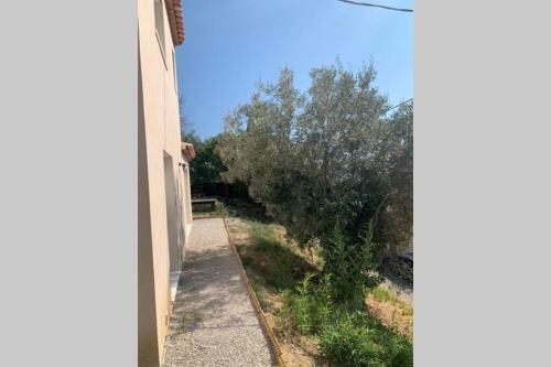 Charmante Villa � Contes � 20 Min De Nice