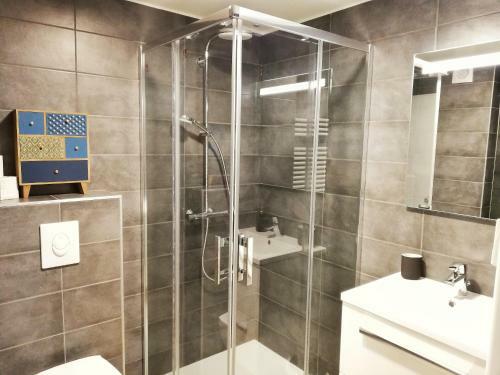 Apartamento Lucky Place - Parking - Centre - Balcon